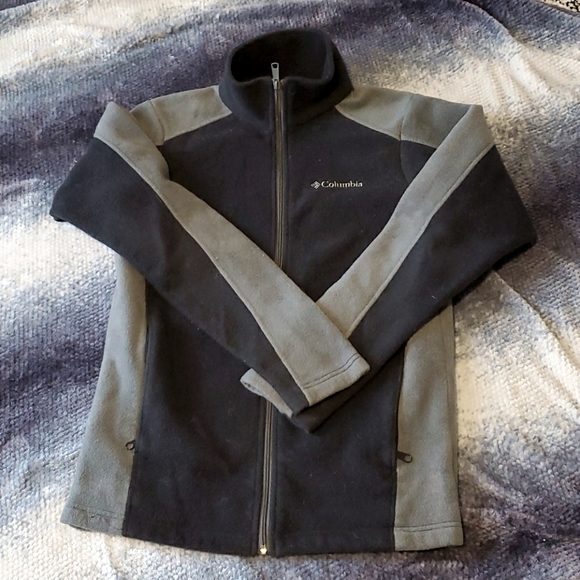 Black and grey Columbia fleece jacket - Picture 1 of 3